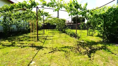 O Casa cu suflet, curte superba, la doar 7 km de Targoviste. - foto 4