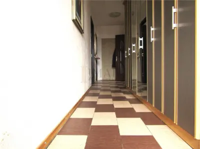 Cu mare potential! Vanzare Casa P+Pod si acoperis TIP TERASA in Ulmi. - foto 10