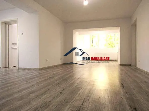 Apartament 4 camere Târgoviște - poza 3