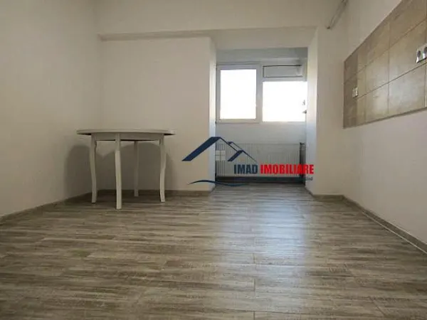 Apartament 4 camere Târgoviște - poza 9