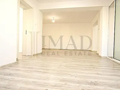 Vanzare apartament et 1, 4 cam 125 mp, complet renovat in Targoviste. - foto 2