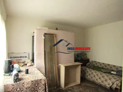 Ultracentral!! Vanzare casa C1+C2+C3 - 44 mp in Targoviste  - zona Primarie. - foto 4