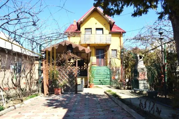 Casă 5 camere Târgoviște - poza 1