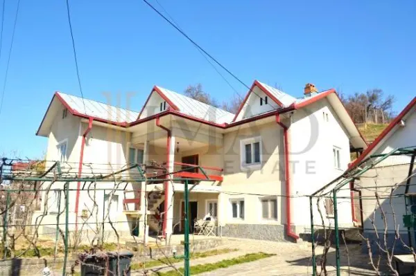 Casă 7 camere Târgoviște - poza 3
