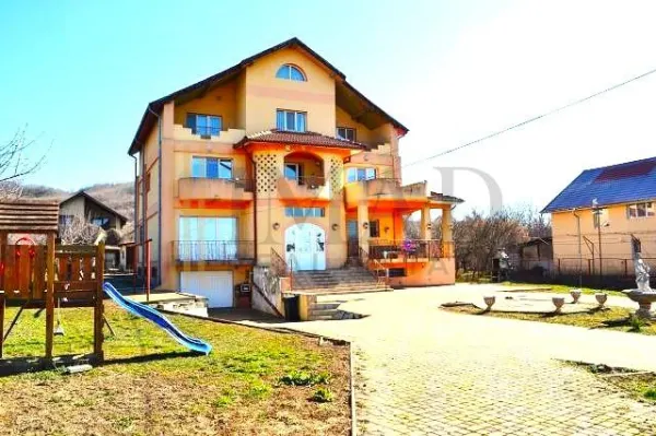 Casă 8 camere Târgoviște - poza 3