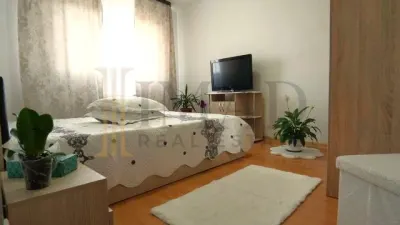 Ofertă rară! Vanzare Apartament 3 camere Micro 5, Balaban - zona Hyperici. - foto 6