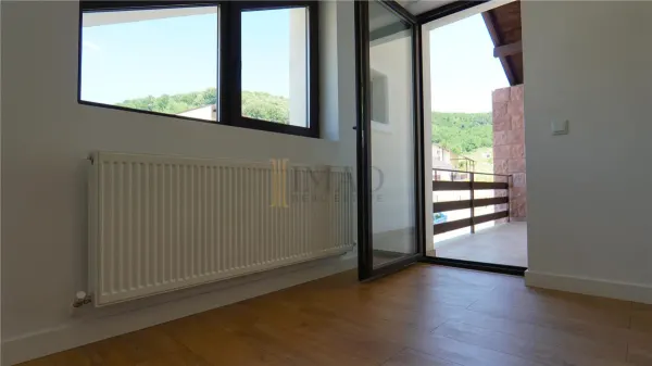 Casă 5 camere Târgoviște - poza 14