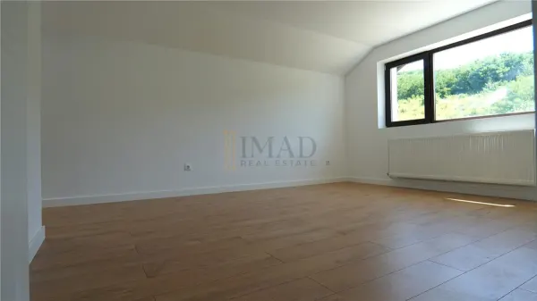 Casă 5 camere Târgoviște - poza 8