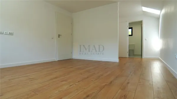 Casă 5 camere Târgoviște - poza 10
