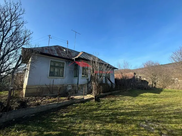 Casă 3 camere Nires - poza 2