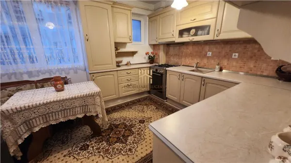 Apartament 4 camere Ipotești - poza 14