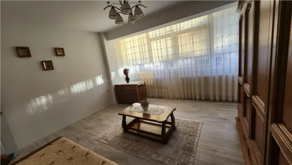 Apartament 4 camere Ipotești - poza 3