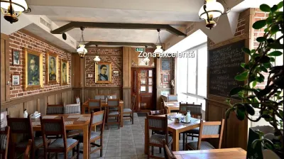 CLĂDIRE DE VÂNZARE ÎN ULTRACENTRAL SUCEAVA | 260 MP UTILI | DEMISOL + PARTER + 2 ETAJE | COMISION 0% - foto 9