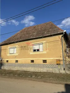 Vand/Schimb Casa  40 ari teren,  Vermes - foto 4