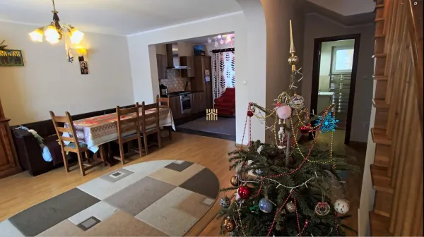 Casă 4 camere Suceava - poza 2