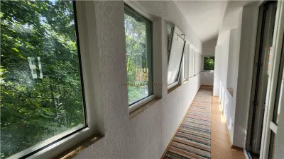 Apartament 3 Camere de Închiriat în Suceava – Cartier George Enescu | Lângă Pădure | Curte Privată | Parcare Individuală | 2 Băi - foto 4