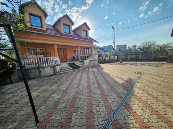 Casă 7 camere Suceava - poza 1