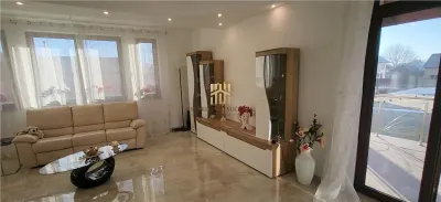 Casă de Lux de Vânzare în Suceava | 1.800 mp Teren | 4 Dormitoare | 4 Băi | Garaj | Fitness | Panouri Solare | Comision 0% - foto 10