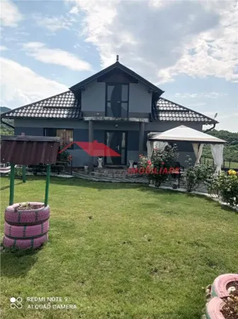 Casă 4 camere Dumitra - poza 1