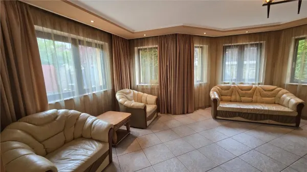 Casă 6 camere Suceava - poza 11
