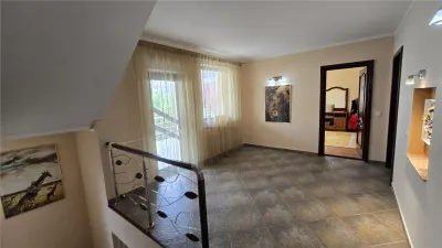 Casă de Lux în Suceava | 5 Dormitoare | 6 Băi | Wellness | 2 Garaje - foto 6