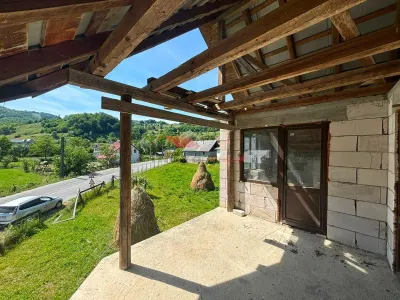 Casa P+E, Tarlisua - foto 16