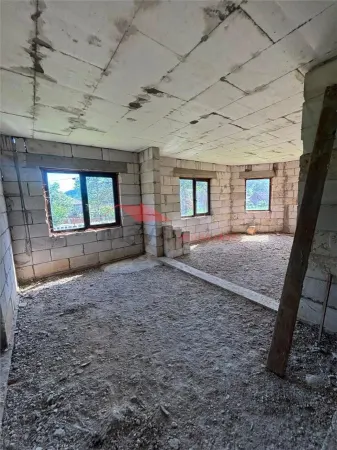 Casă 3 camere Tarlisua - poza 18