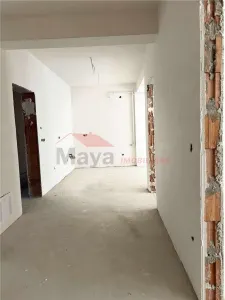 Apartament 2 camere , decomandat, zona de jos - foto 2