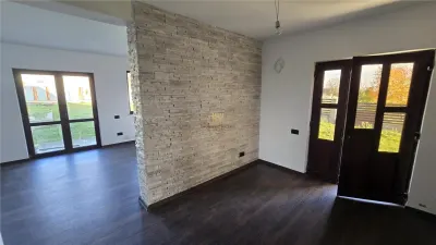 Casă Nouă de Vânzare în Mitocu Dragomirnei, Suceava | 6 Ari Teren | Pret 140500 euro | Comision 0 - foto 4