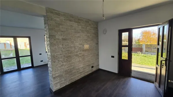 Casă 5 camere Mitocu Dragomirnei - poza 10