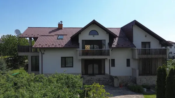 Casă 7 camere Ipotești - poza 11
