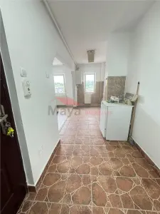 Apartament 3 camere, Zona Veche - Beclean