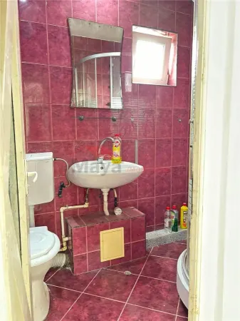 Apartament 3 camere Beclean - poza 2