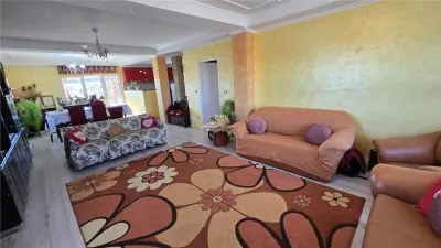 Casa si Spatiu Afacere in Rusii Manastioara - Suceava! - foto 11