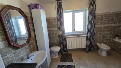 Casa si Spatiu Afacere in Rusii Manastioara - Suceava! - foto 15