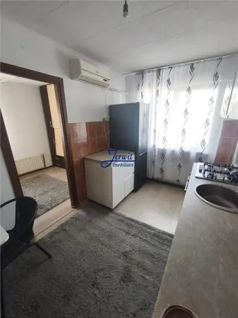 Apartament 3 camere Reșița - poza 3