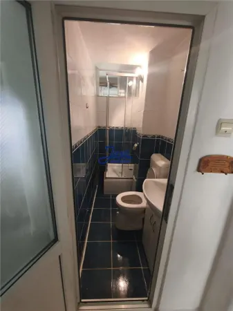 Apartament 3 camere Reșița - poza 9
