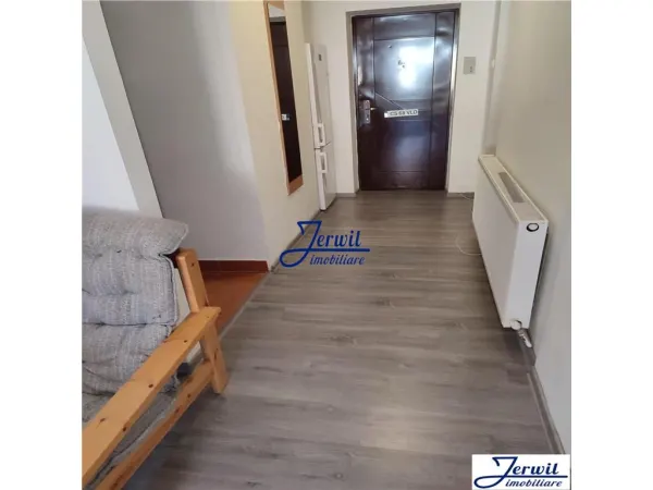 Apartament 2 camere Reșița - poza 4