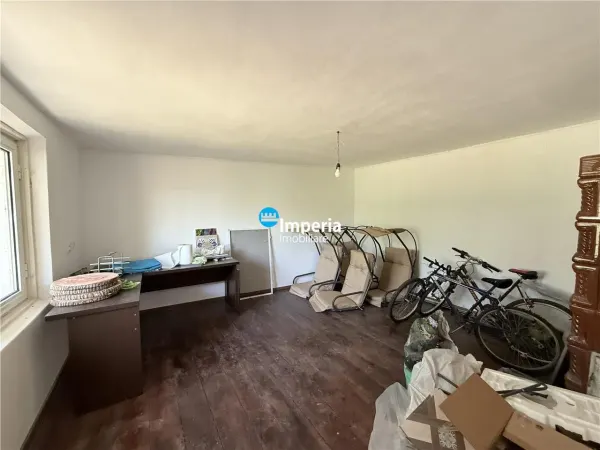 Casă 3 camere Malaesti - poza 4