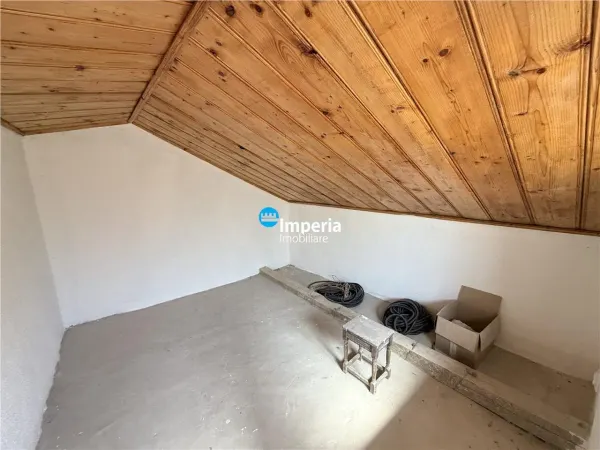 Casă 3 camere Malaesti - poza 5
