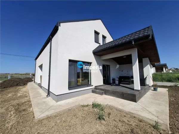 Casă 4 camere Aroneanu - poza 2