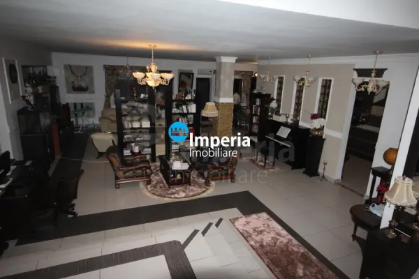 Casă 10 camere Iași - poza 1