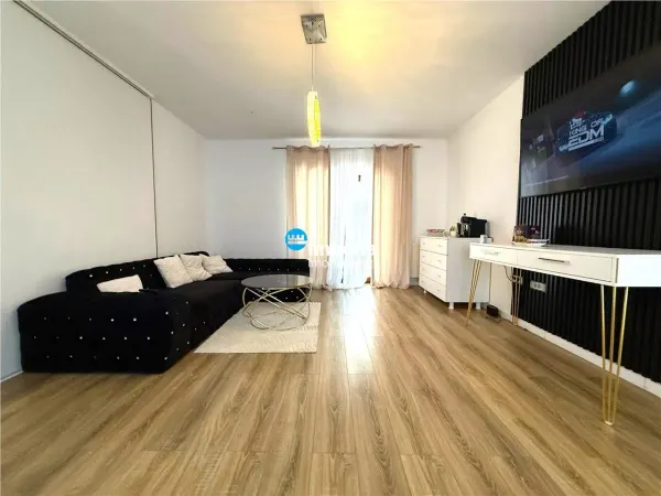 Casă 4 camere Miroslava - poza 3