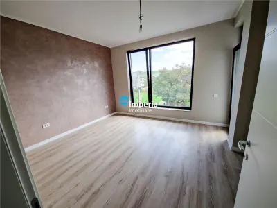 Casa premium Bucium cu toate utilitatile si acces asfaltat - foto 6