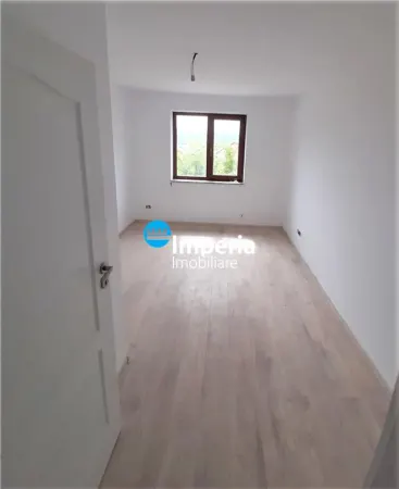 Casă 5 camere Lunca Cetățuii - poza 9