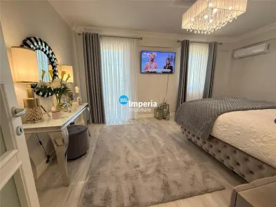 Vila premium de vanzare in Copou – 320 mp | 4 niveluri | 4 suite | 6 bai | Mobilata si utilata complet - foto 21