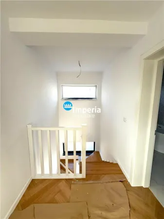 Casă 4 camere Miroslava - poza 11
