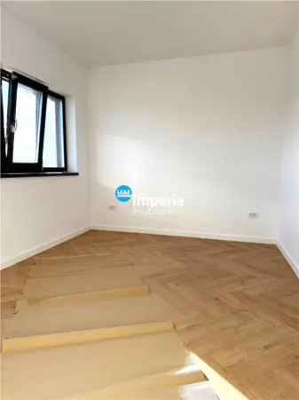 Casă 4 camere Miroslava - poza 10