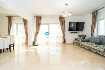 Casa exclusivista, Breazu, 244,4 mp, intabulata, predare imediata! - foto 3