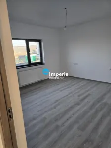 Casa parter de vanzare in Barnova, teren 400 mp si terasa acoperita - foto 5